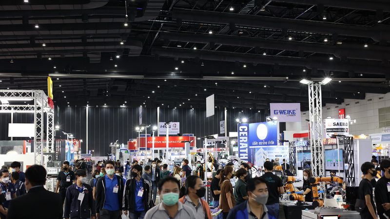 二手注塑机安装调试：费用构成与优化策略